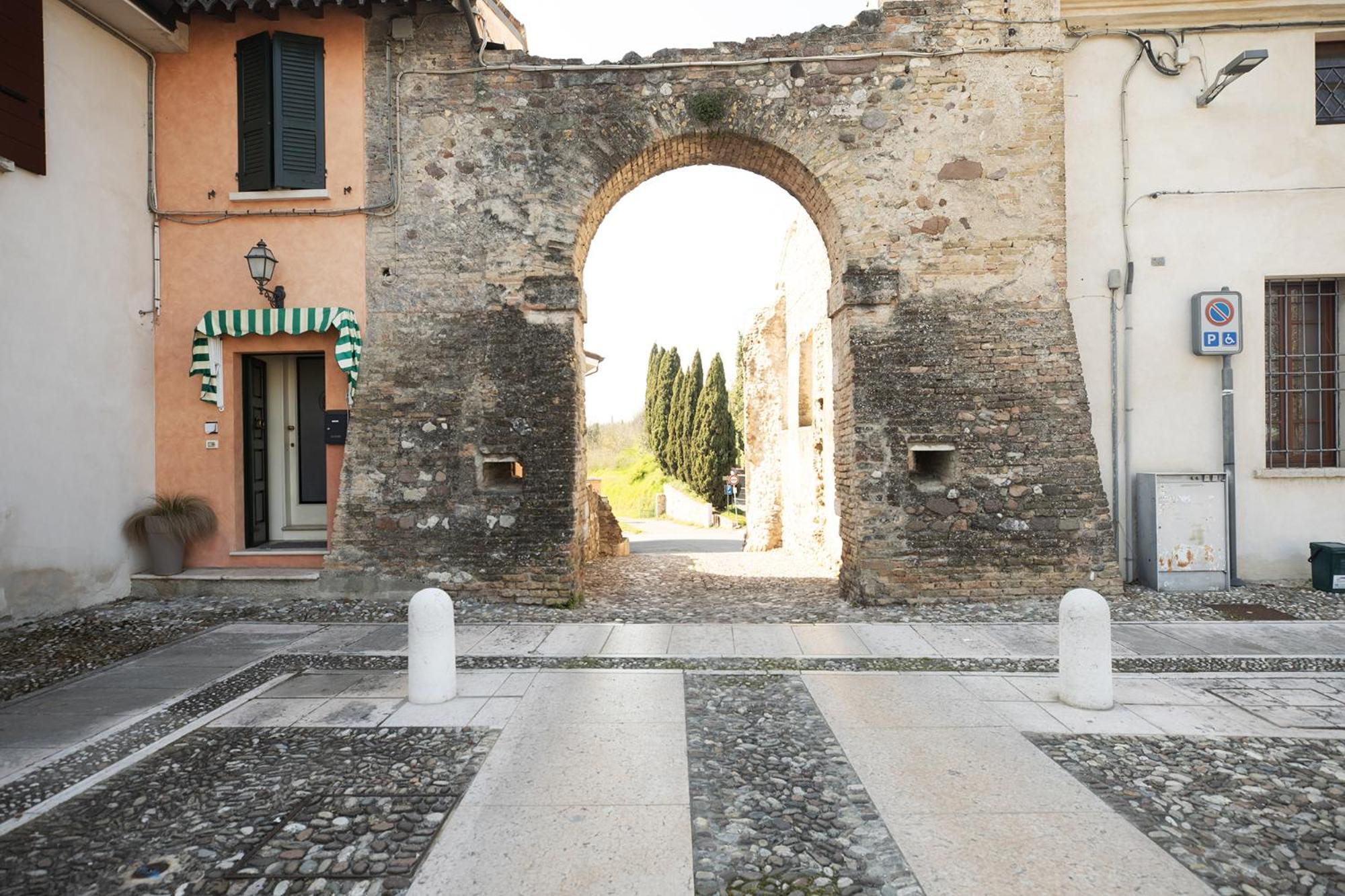 Relais La Rocca Solferino Bed & Breakfast Eksteriør bilde
